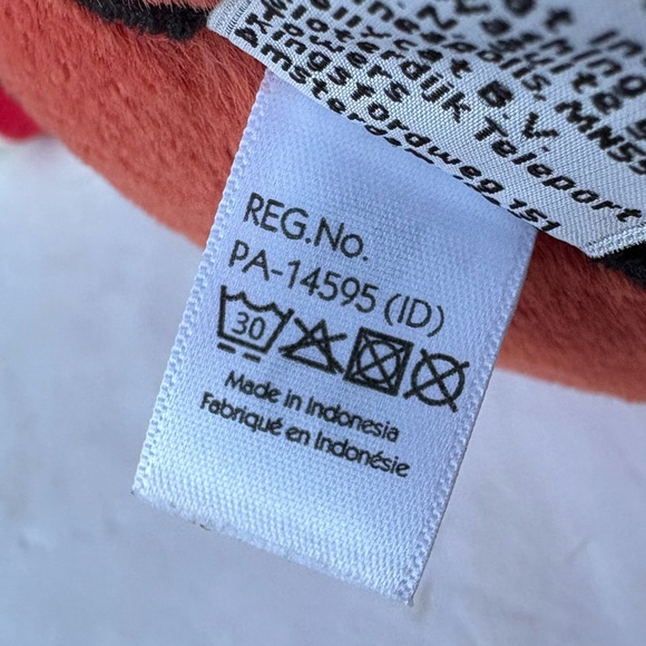 JELLYCAT RETIRED Amusable BASKETBALL New 100% authentic 🏀 - Picture 5 of 8